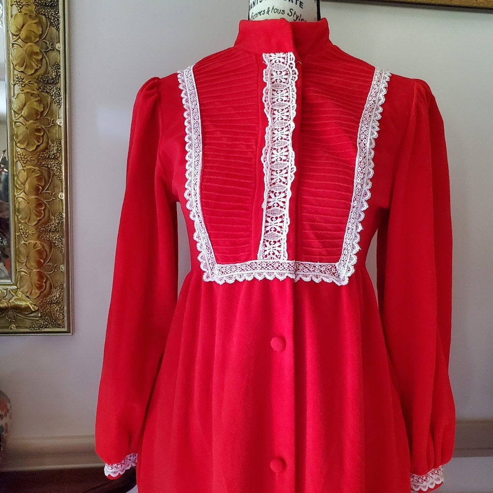 Vintage 60s 70s Red Fleece  Robe High Collar White Lace Trim